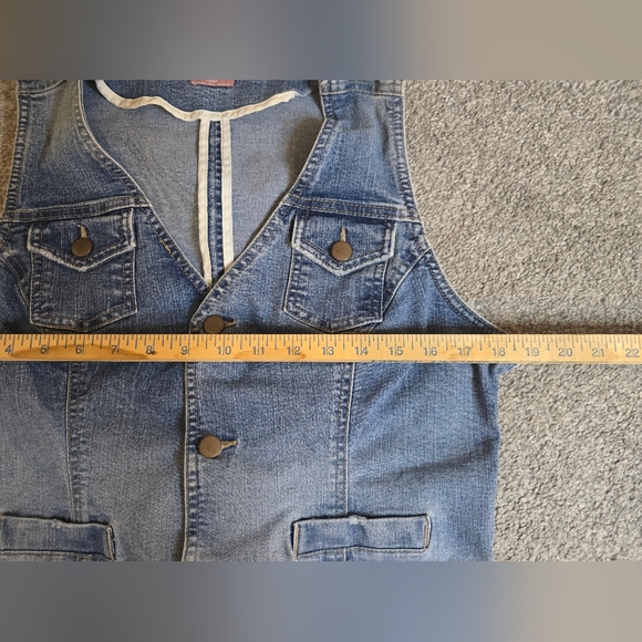 Vintage No Boundries Denim Vest Button Adjustable Back Preppy Countryside Chic - Picture 3 of 7